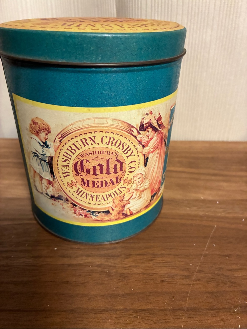Washburn Crosby Co. Gold Medal Vintage Tin Empty Teal & Yellow - Picture 3 of 7